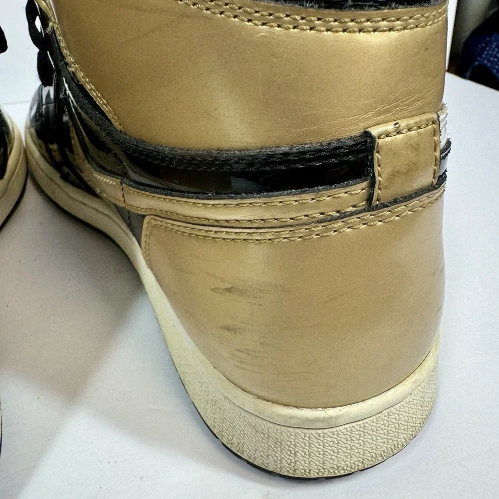 Nike Air Jordan 1 Retro High OG NRG‎ Gold Toe With COA 861428-007 Mens Sz 10